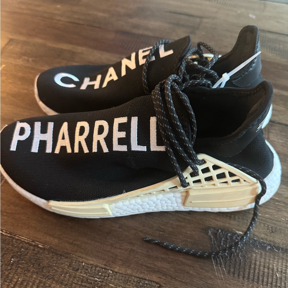 CHANEL Black and White Pharrell Sneakers - Picture 4 of 5